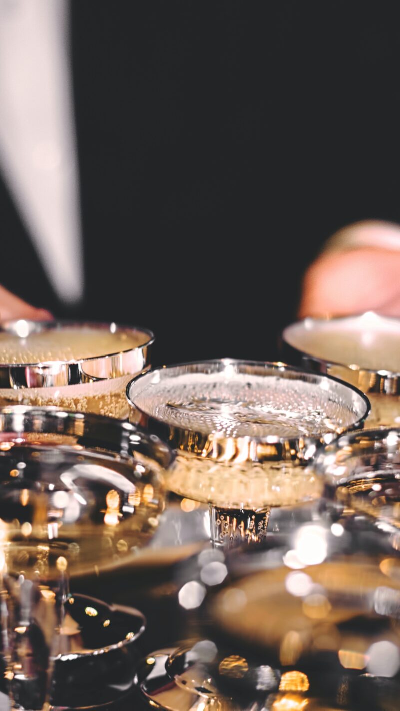 Snacks, Pralinen & Champagner